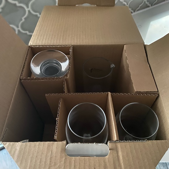 NWT - Denizli Chilled 6 Piece Wine Glass Set - Picture 5 of 8